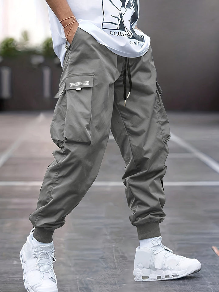 Herren-Jogginghose mit Kordelzug und Cargotaschen | Mehrere Taschen