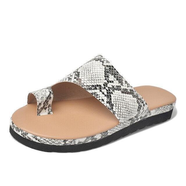Damen Sandalen mit Flachem Riemen | Modell mit Mehrlagigen Riemen