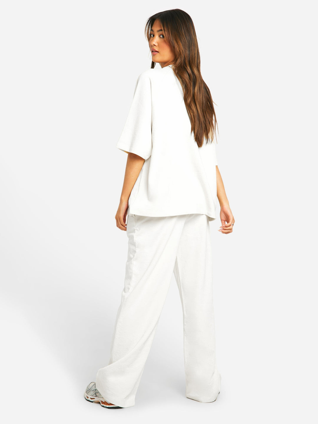 Damen Freizeit-Set | Locker Geschnittenes Oberteil und Hose mit Weitem Bein | Moderner Komfort-Look