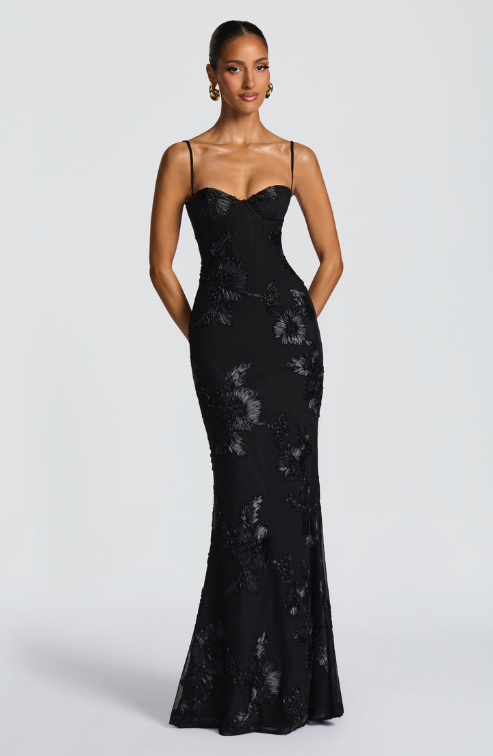 Robe maxi sans manches à décolleté en cœur | Coupe ajustée femme