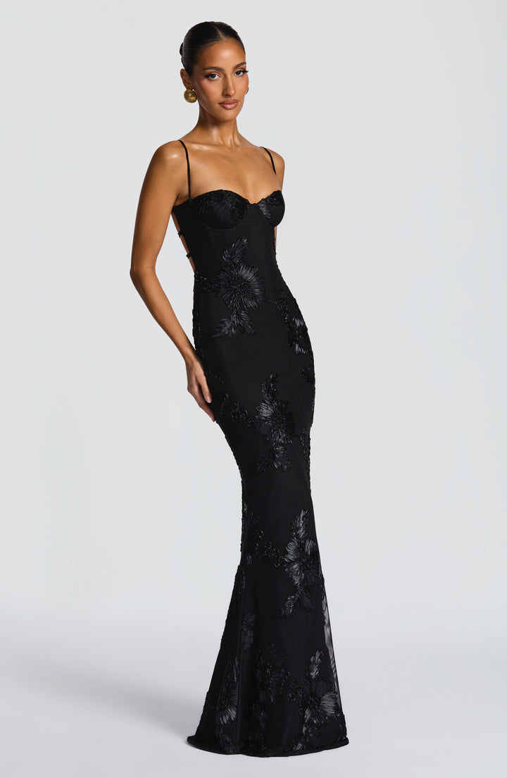 Robe maxi sans manches à décolleté en cœur | Coupe ajustée femme
