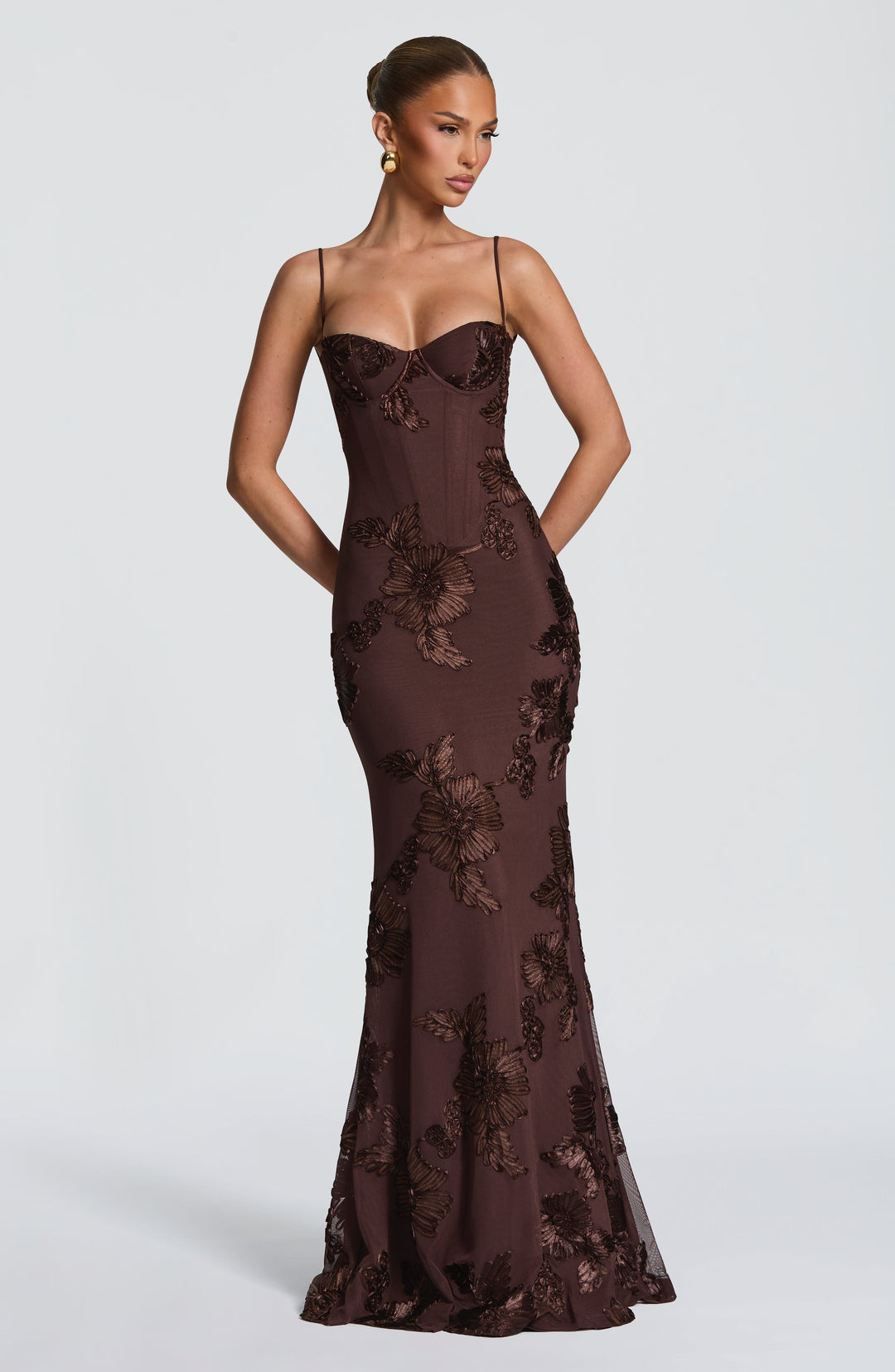 Robe maxi sans manches à décolleté en cœur | Coupe ajustée femme