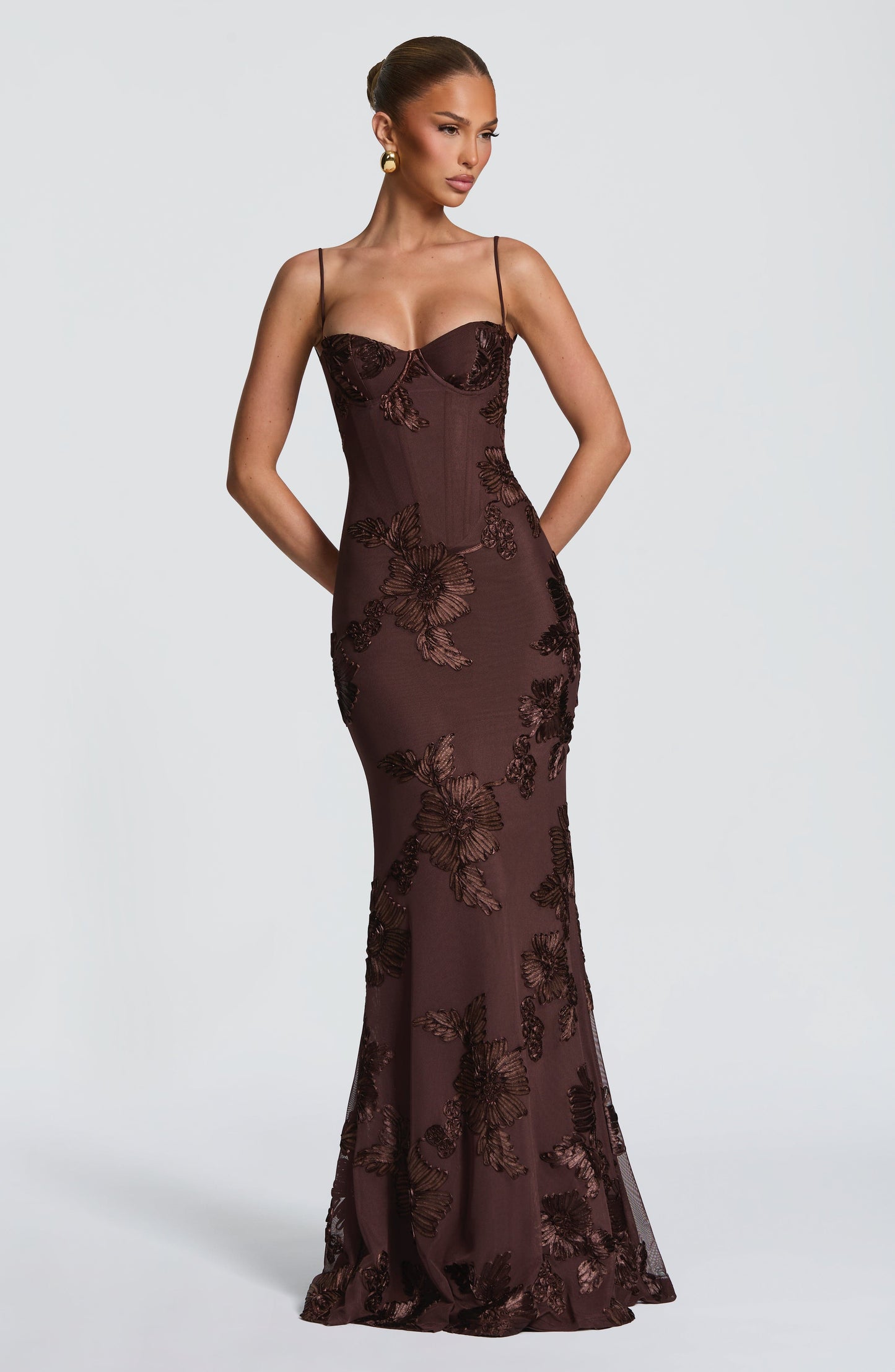 Abito Maxi Donna Senza Maniche con Scollo a Cuore | Taglio Attillato