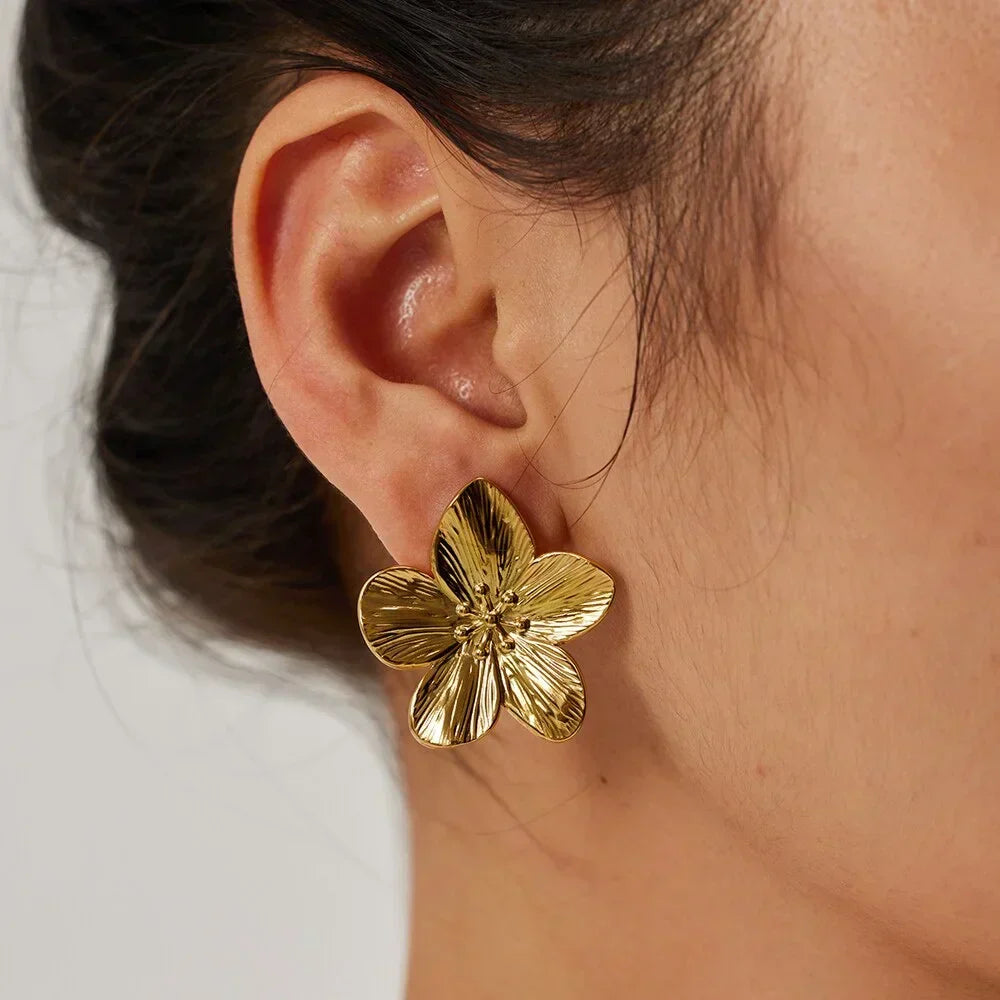 Ohrringe mit Blumenmotiv für Damen