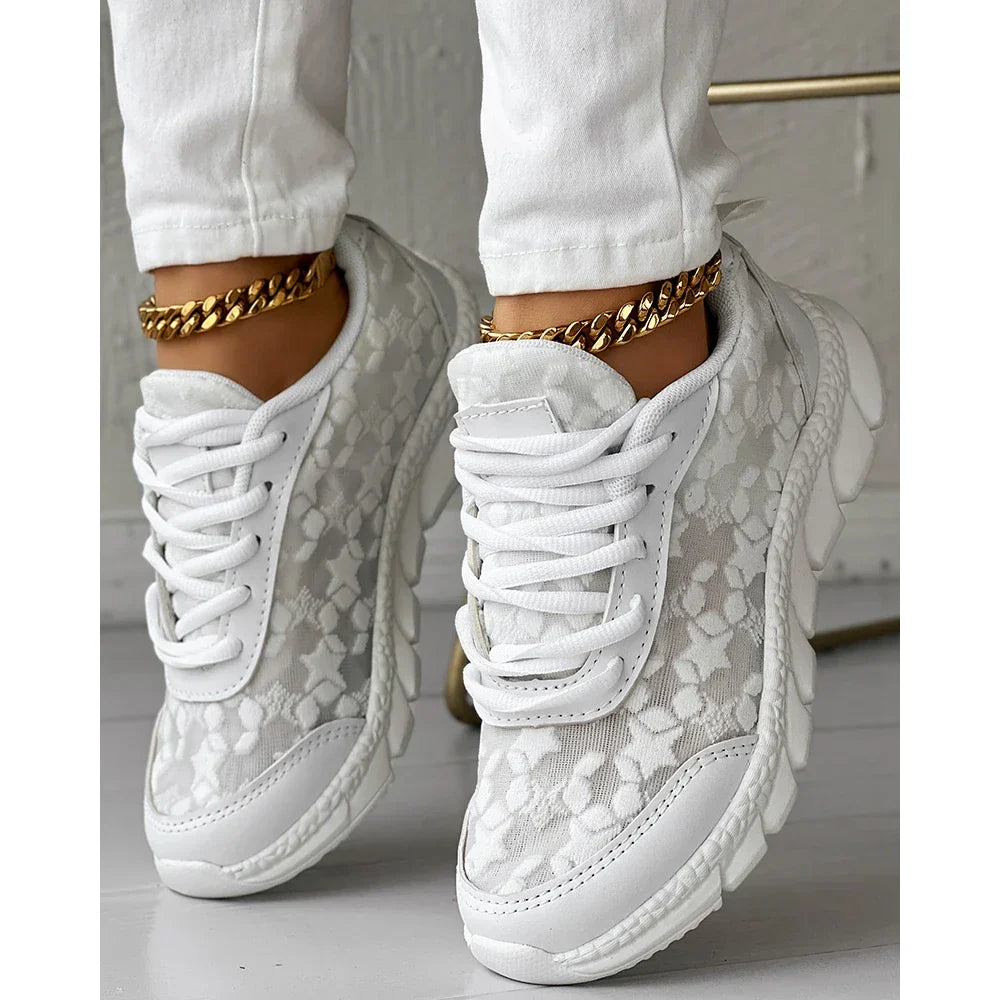 Orthopädische Sportschuhe für Alltag