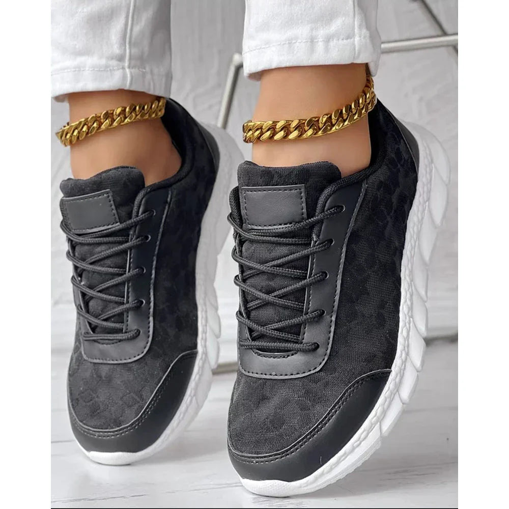 Orthopädische Sportschuhe für Alltag