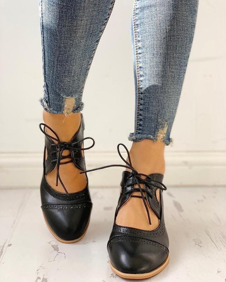 Damen Cut-Out Schuhe mit Schnürung | Klassisch