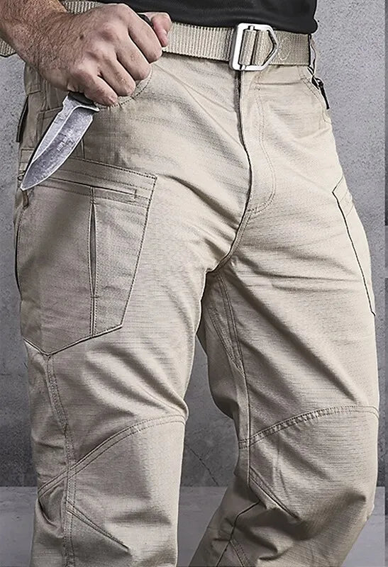 Herrenhose mit geradem Bein im Camouflage-Look | Cargo